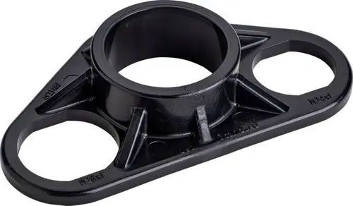 Schwarze Unterlegplatte aus Kunststoff mit zentralem Loch und zwei seitlichen Aussparungen, hergestellt von Ideal Standard.